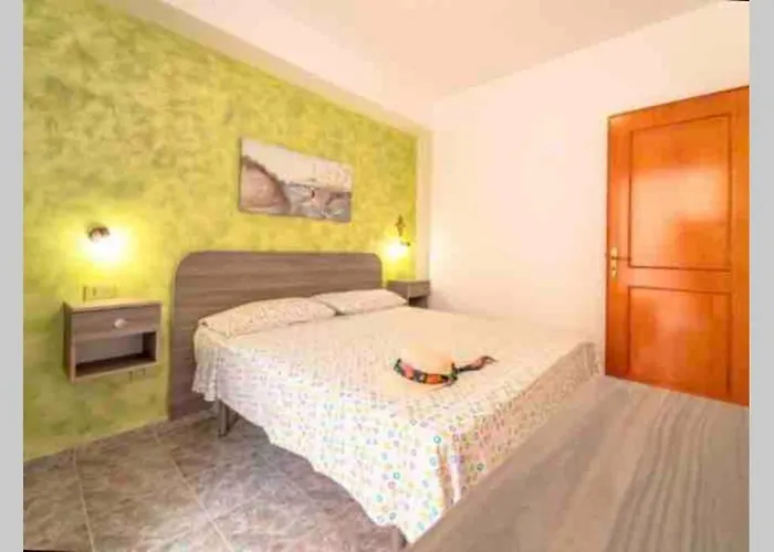 Via San Giacomo Primo Piano * Isola di Ustica